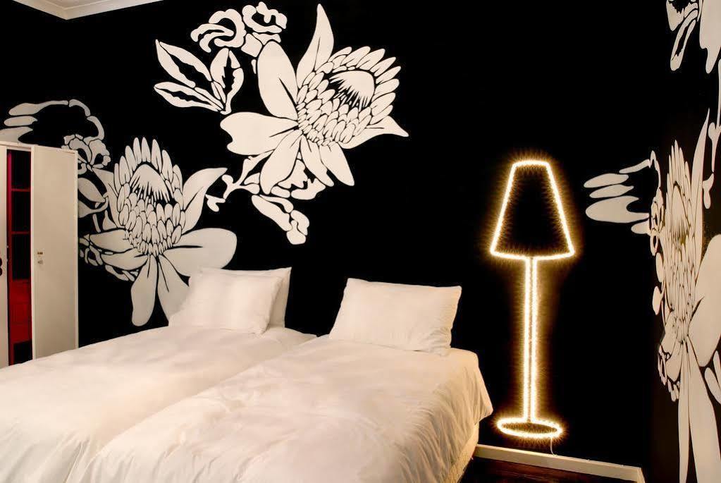 Daddy Long Legs Art Hotel Кейптаун Екстериор снимка